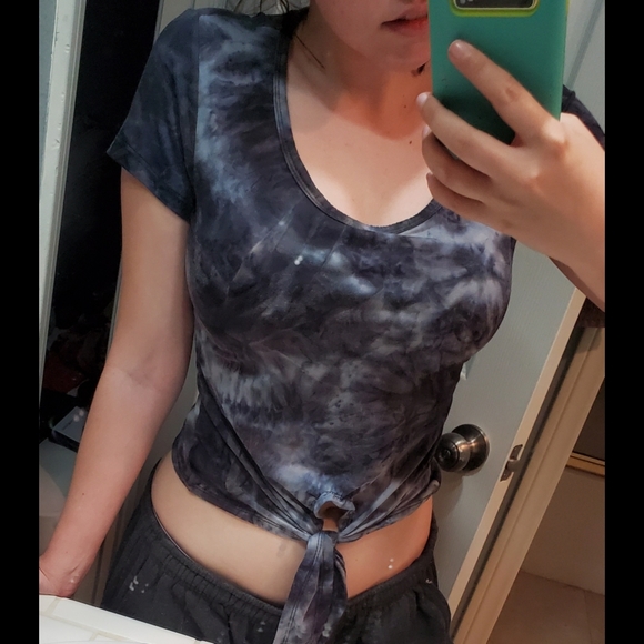 Rue21 Tops - Rue 21 Blue Gray Tie Dye Knot Tshirt